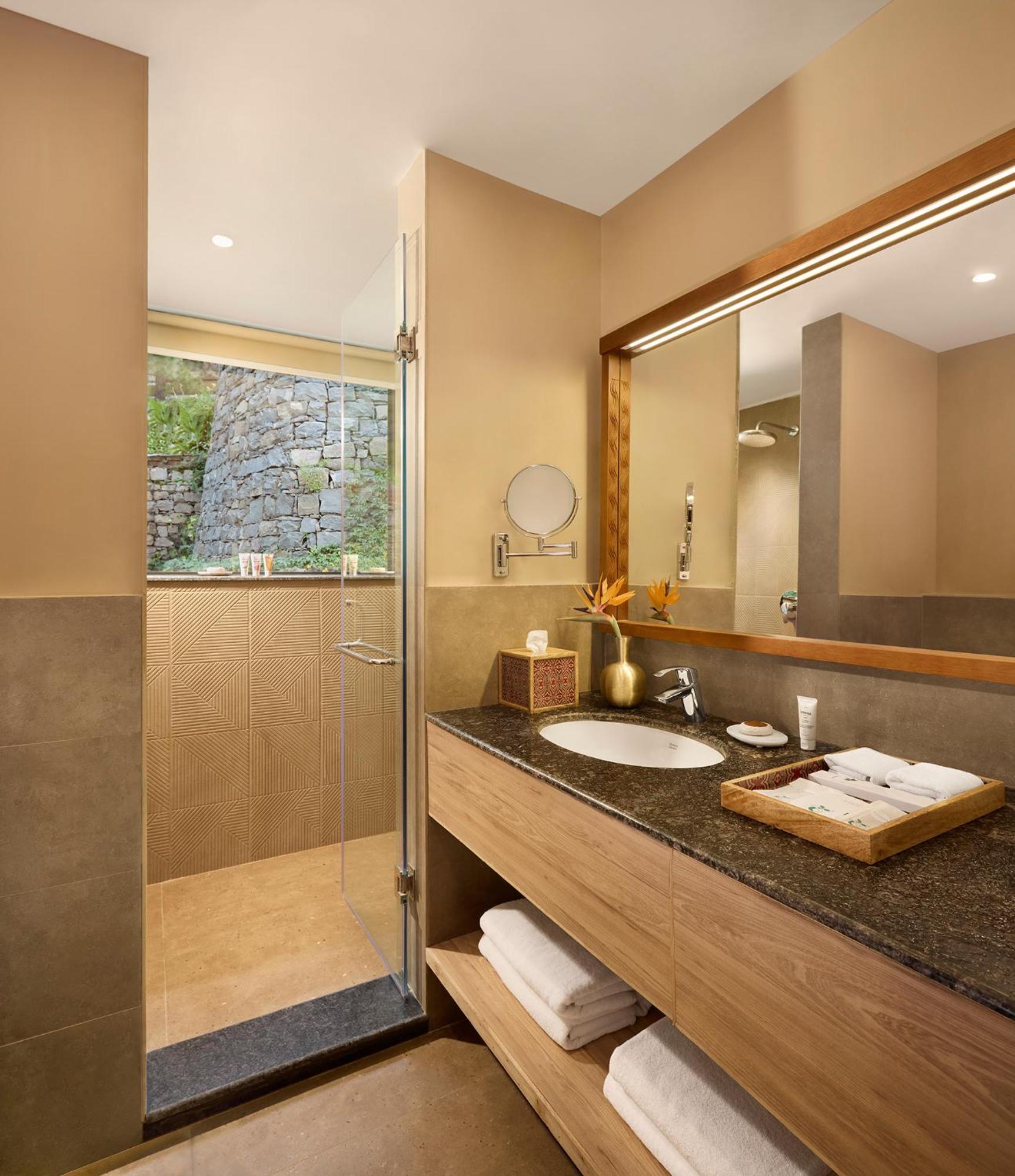 Storii By Itc Hotels, The Kaba Retreat, 索兰 外观 照片